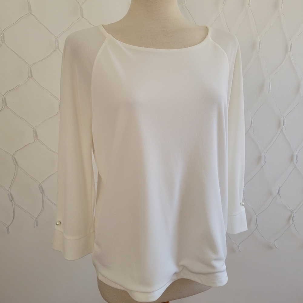Calvin Klein Miminalist Top / Light Creamy White / Size Medium